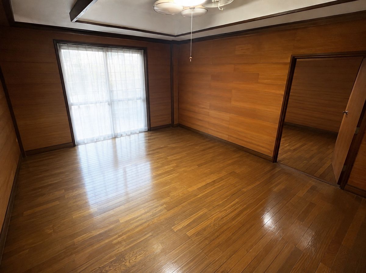 幸華堂の片付け作業 After 洋間が片付いた状態