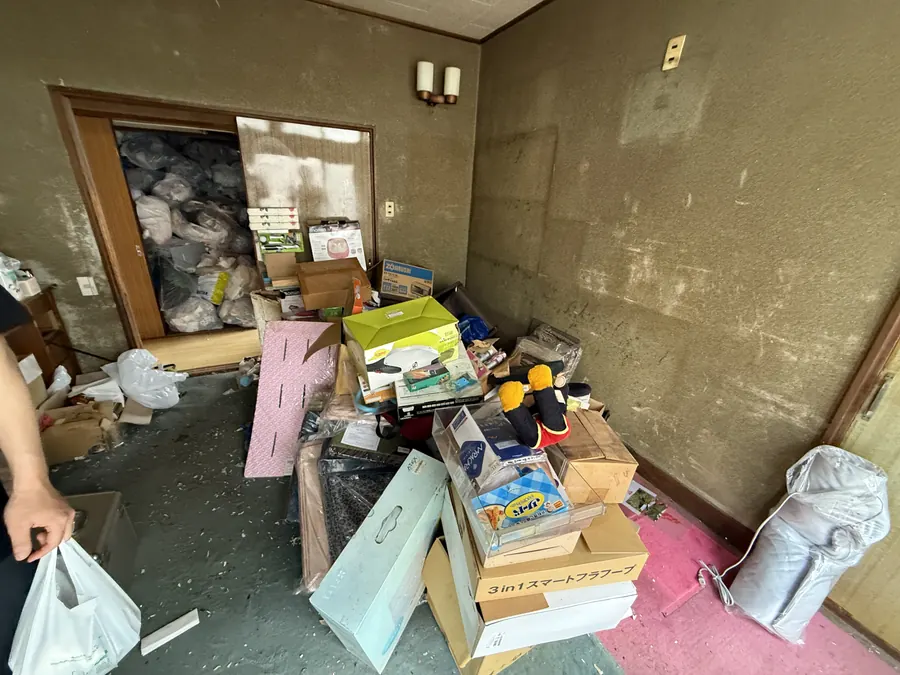 群馬県・洋室の作業前